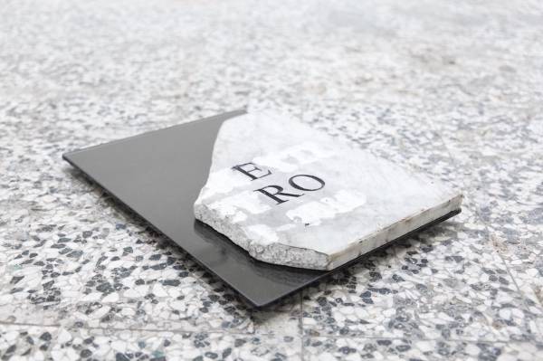 La poesia della morte in mostra a Roma: MA TU RIMANI di Lorenzo Montinaro a Casa Vuota