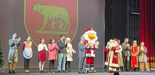 Al teatro Brancaccio il Comando Regionale Lazio della Guardia di Finanza dona un sorriso ai nostri bambini